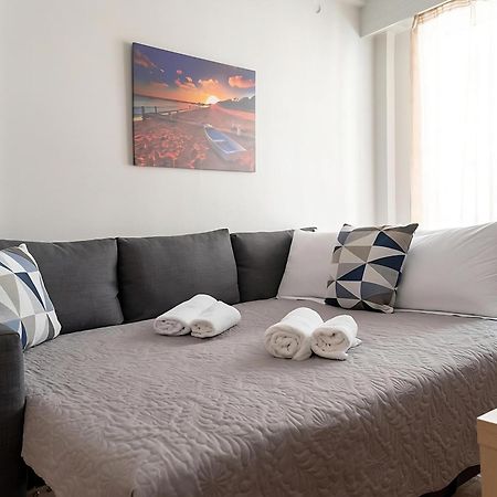 Entire Apt, 3Rd Floor, 1 Bedroom Athens Luaran gambar