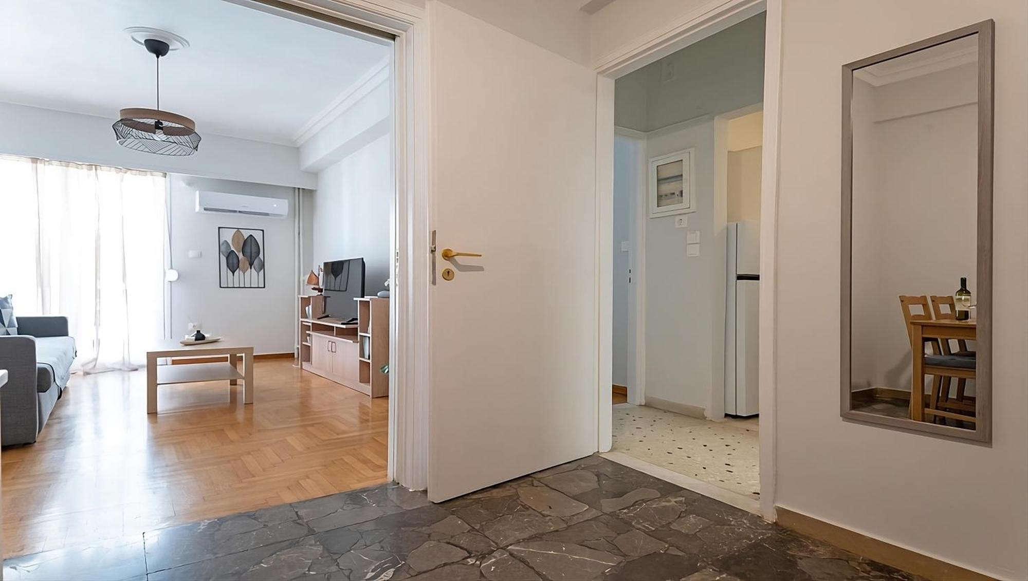 Entire Apt, 3Rd Floor, 1 Bedroom Athens Luaran gambar