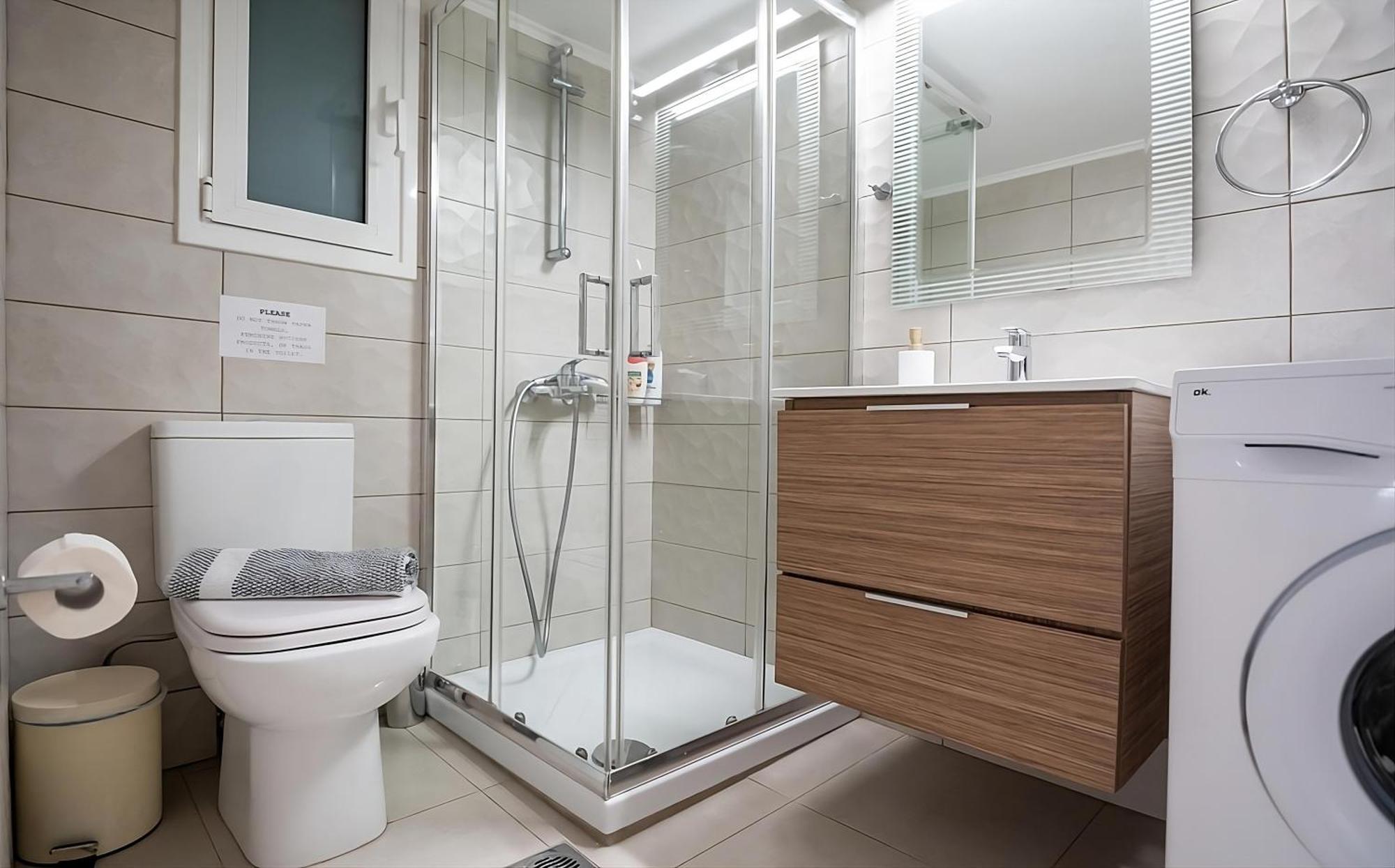 Entire Apt, 3Rd Floor, 1 Bedroom Athens Luaran gambar